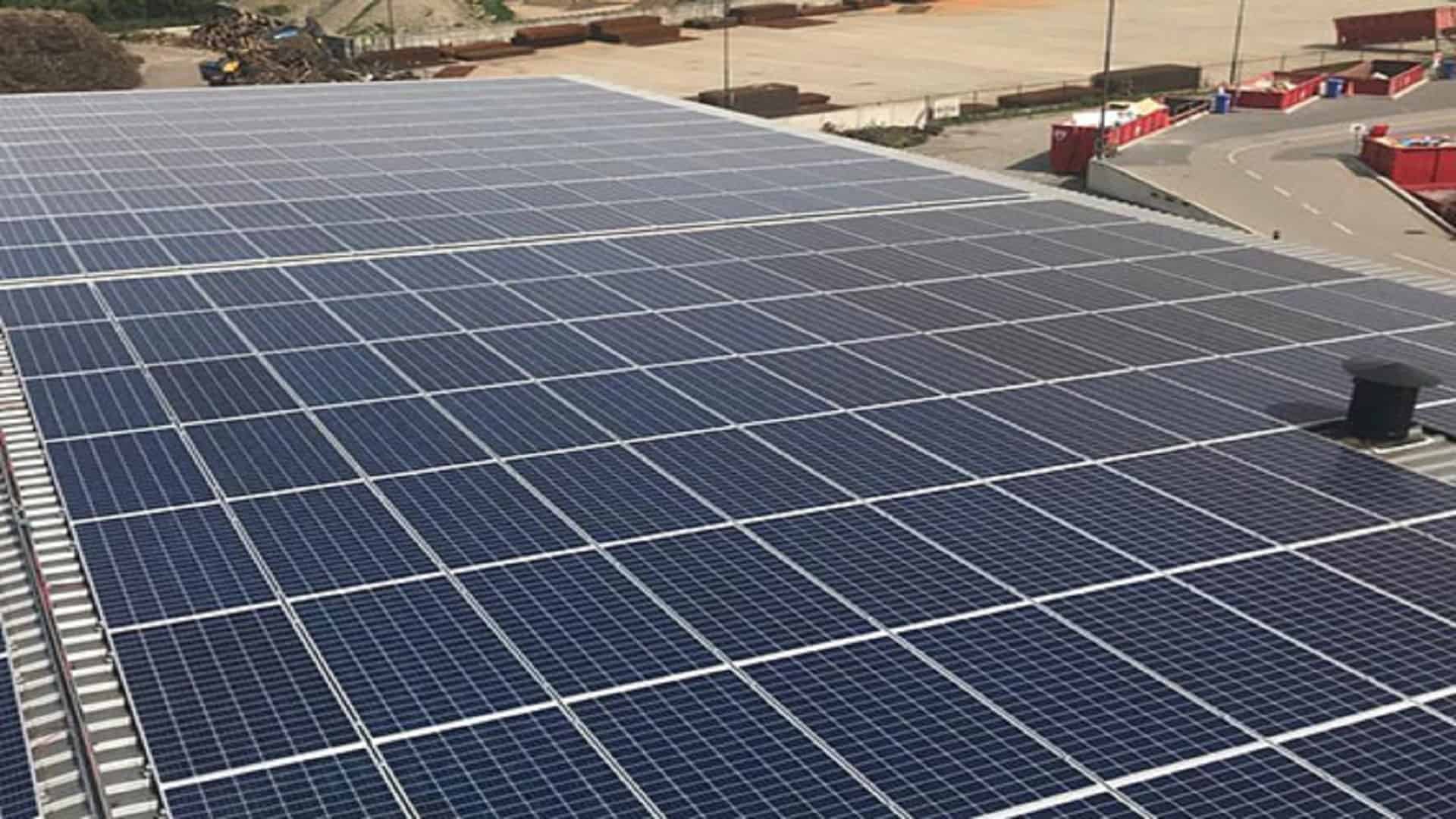 Zonnepanelen locatie Uden Van Berkel Biomassa & Bodemproducten